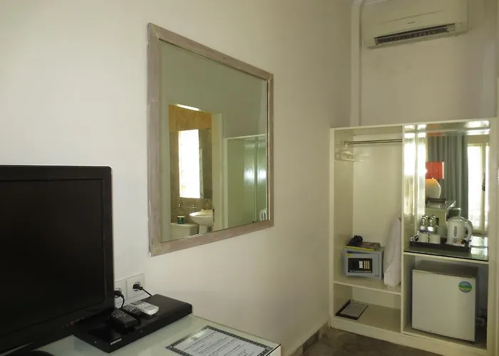 Hotel Bali Court &