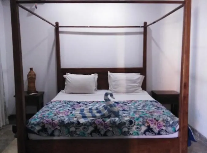 Hotel Bali Court & Legian (Bali)