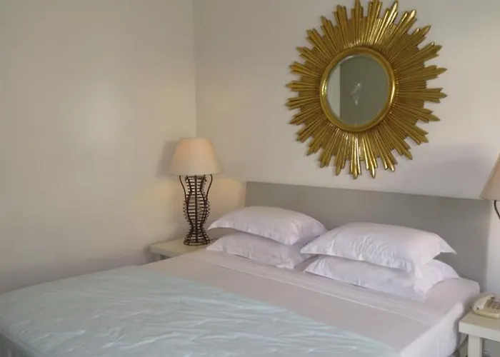 Hotel Bali Court & 3*
