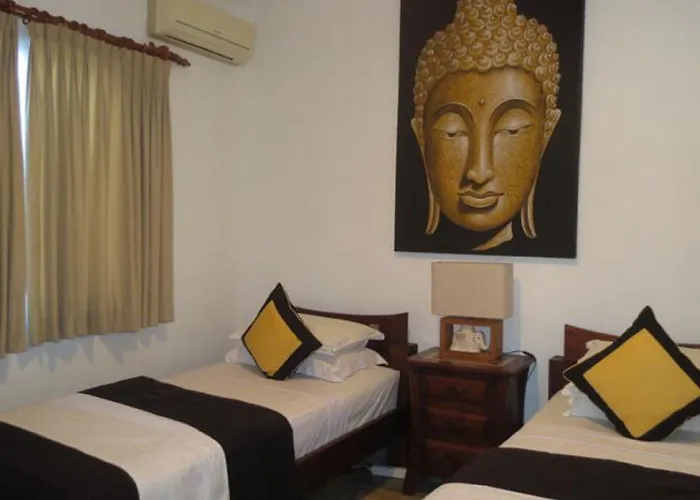 Bali Court & Hotel Legian (Bali)