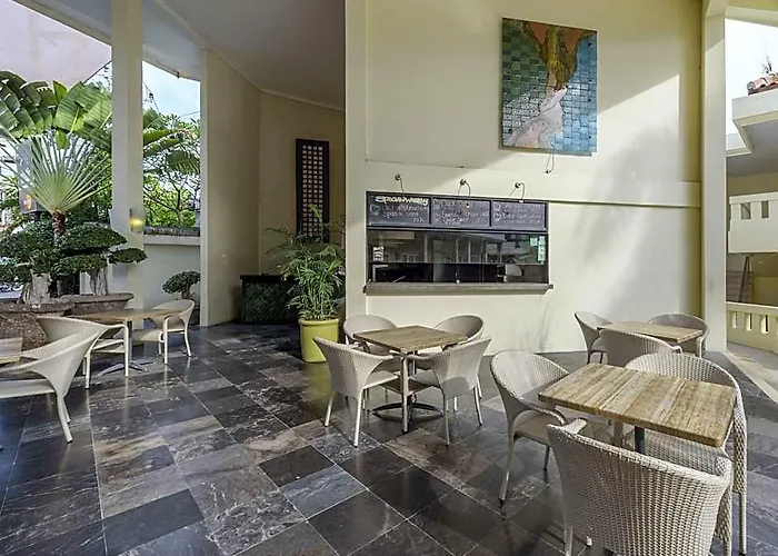 Bali Court & Hotel