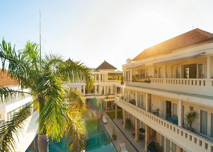 Hotel Bali Court &